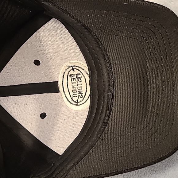 Detroit Pistons black hat - Picture 8 of 9